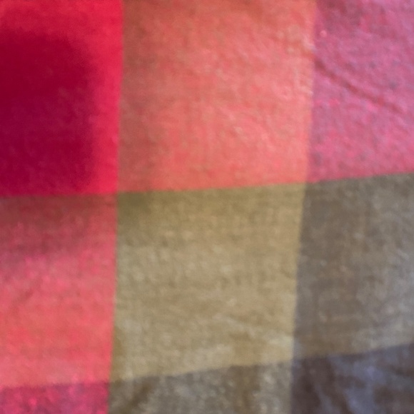 Women’s Flannel Shirt - Picture 4 of 4